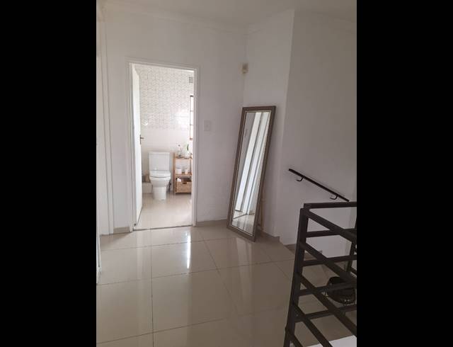 3 BEDROOM APARTMENT TO LET IN GLENWOOD